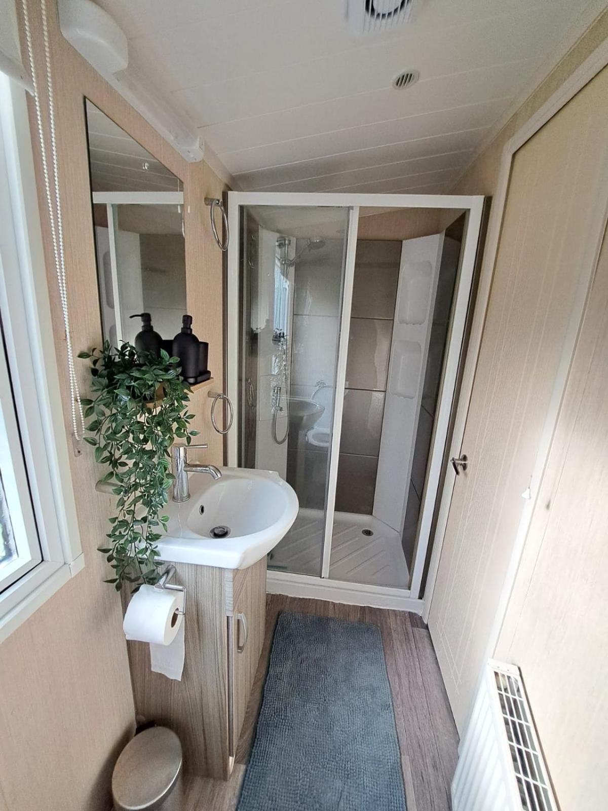 Ruim Chalet, Midden In Het Bos! Nunspeet Exterior photo