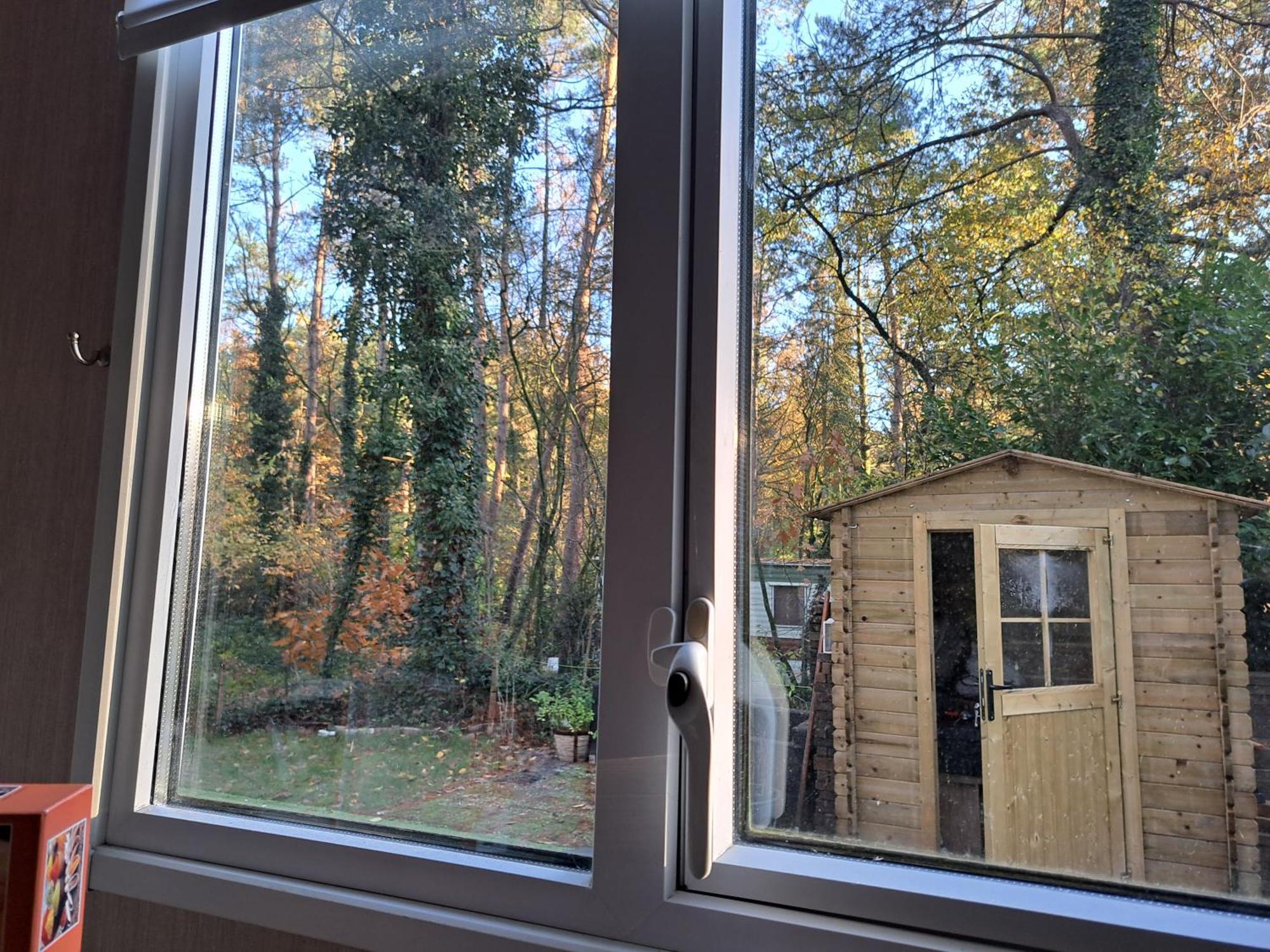 Ruim Chalet, Midden In Het Bos! Nunspeet Exterior photo